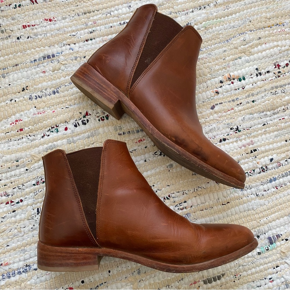 Nisolo Chelsea Boots